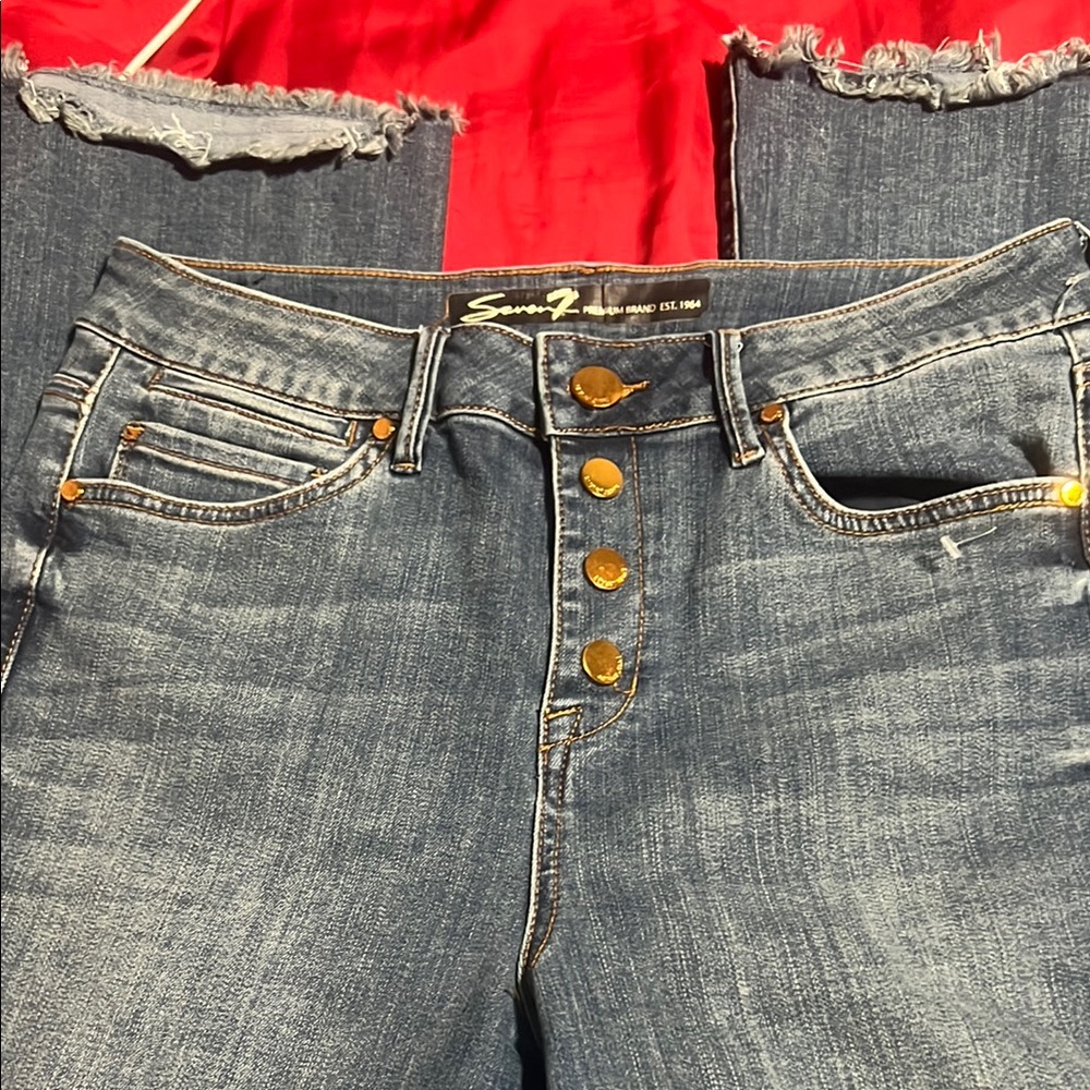 Seven7 Blue Ankle Cropped Jeans with Vintage Fading